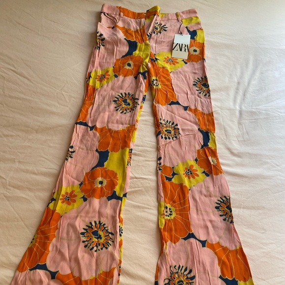 Zara flared flower trousers - Picture 2 of 2